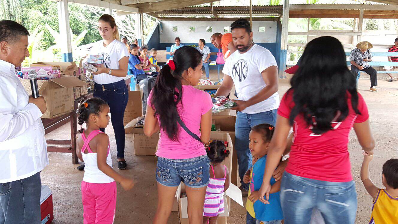 Regalos navideños a las comunidades del congal, ciricito, platanal y cuipo-2